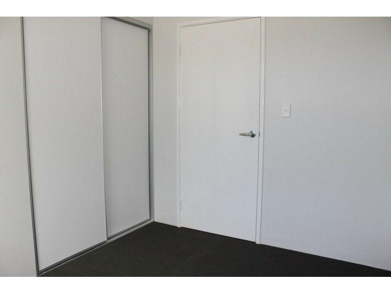 2/41 Bellazario Promenade, Aveley WA 6069