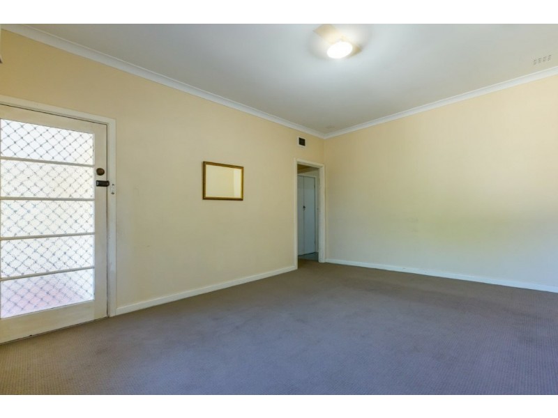 34 Pether Road, Manning WA 6152