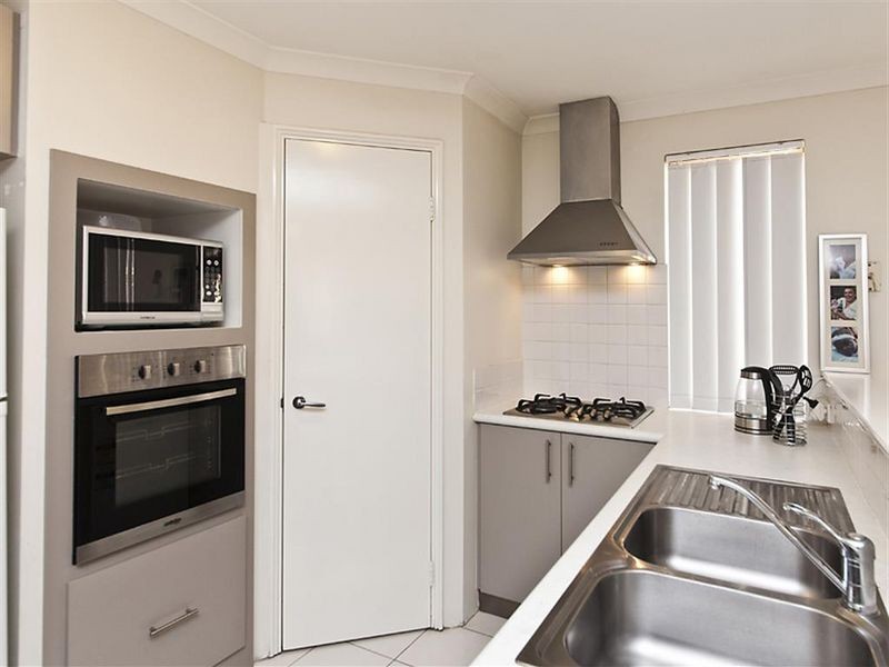 9/54 Sixth Road, Armadale WA 6112