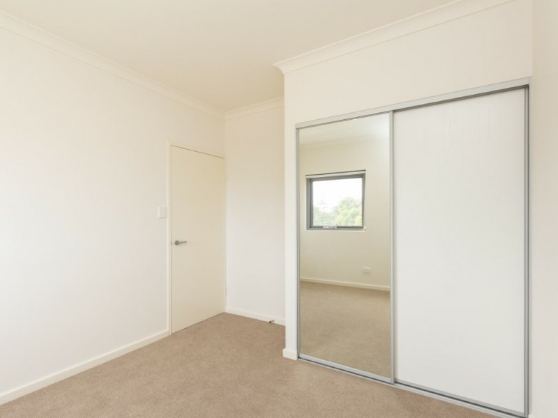 Apartment 19/1 Kentucky Crescent, Cockburn Central WA 6164