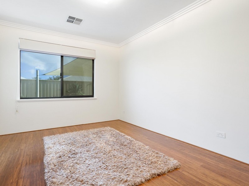 6 Emmet Parkway, Canning Vale WA 6155