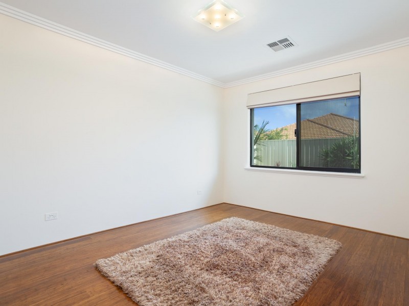 6 Emmet Parkway, Canning Vale WA 6155