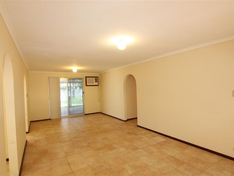 34 Juniper Way, Forrestfield WA 6058