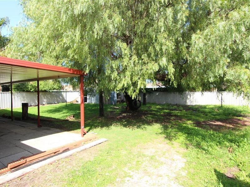 34 Juniper Way, Forrestfield WA 6058