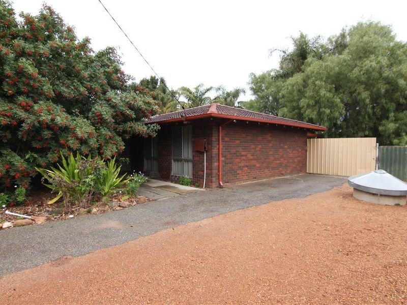 34 Juniper Way, Forrestfield WA 6058