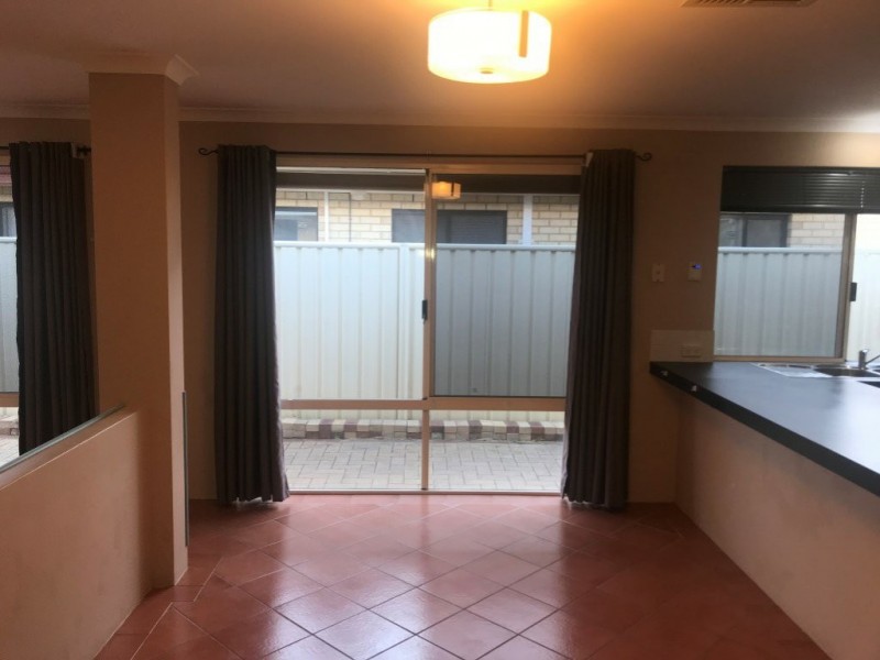 14 Richards Place, Cannington WA 6107