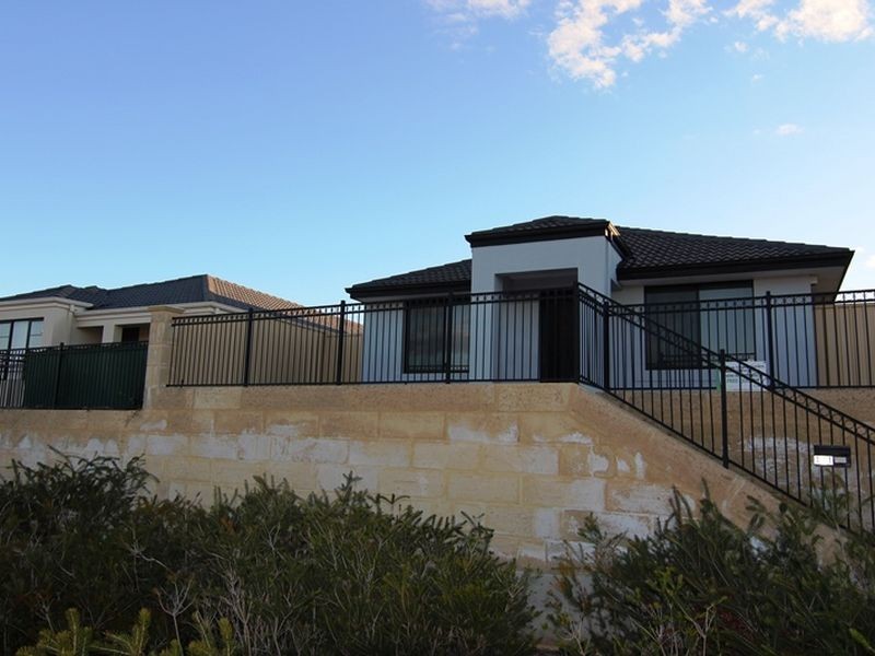 131 Price Parkway, Bertram WA 6167