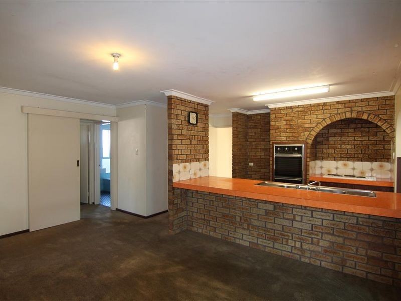 9 Torridon Avenue, Parkwood WA 6147