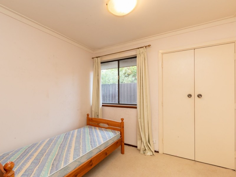 14 Benzie Way, Parkwood WA 6147