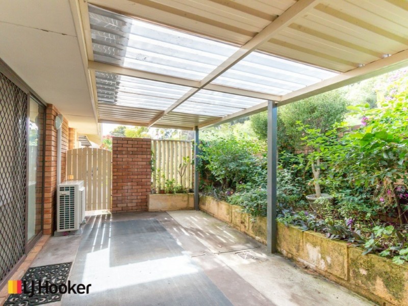 4/60 Saunders Street, Como WA 6152