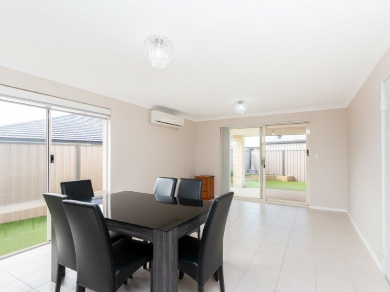 3b Padua Road, Piara Waters WA 6112