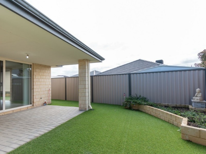 3b Padua Road, Piara Waters WA 6112