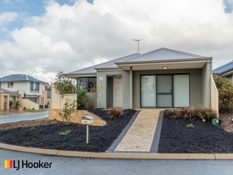 35 Mariposa Gardens, Success WA 6164