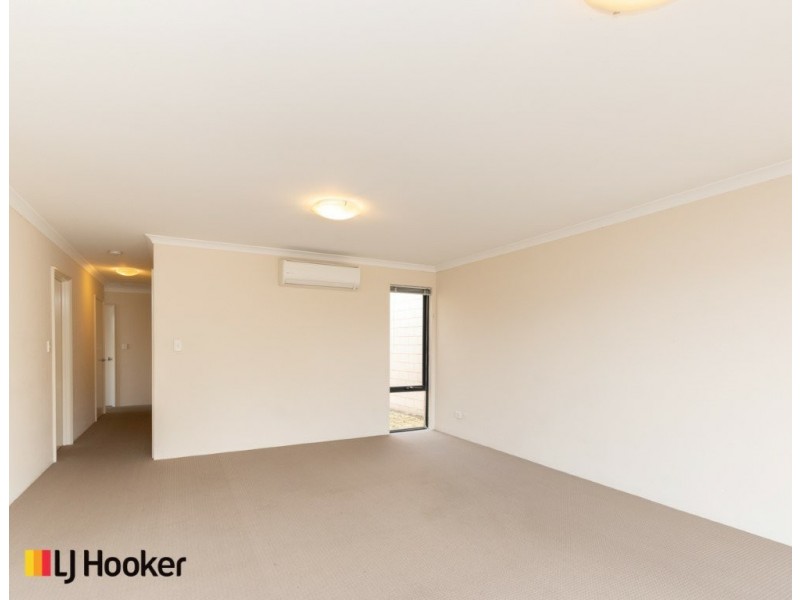 35 Mariposa Gardens, Success WA 6164