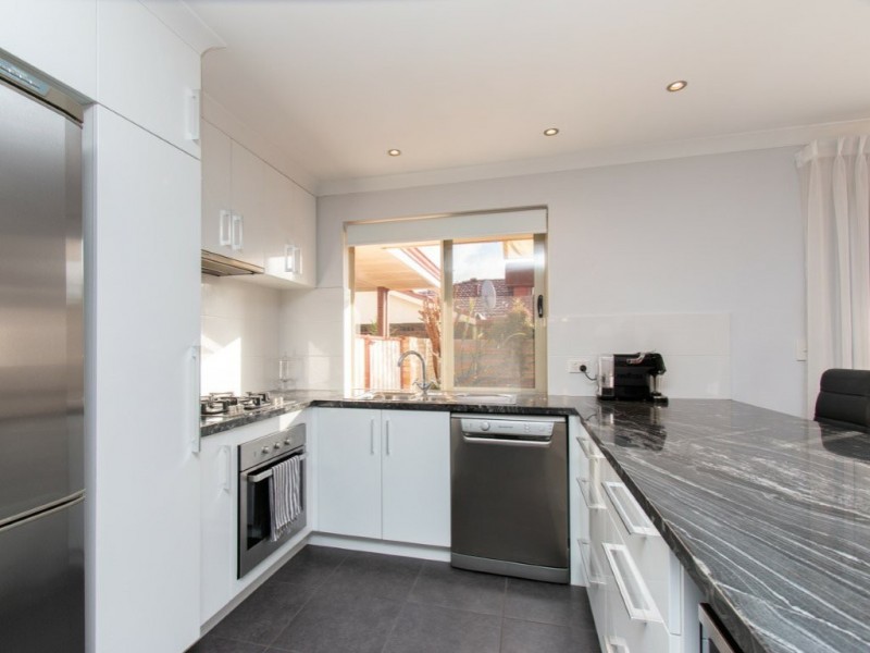 2/69 Corbel Street, Shelley WA 6148