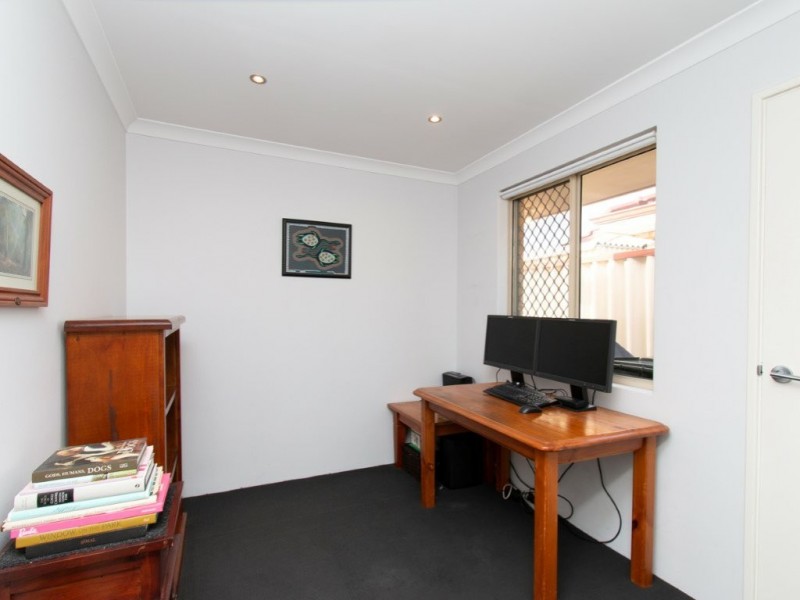 2/69 Corbel Street, Shelley WA 6148