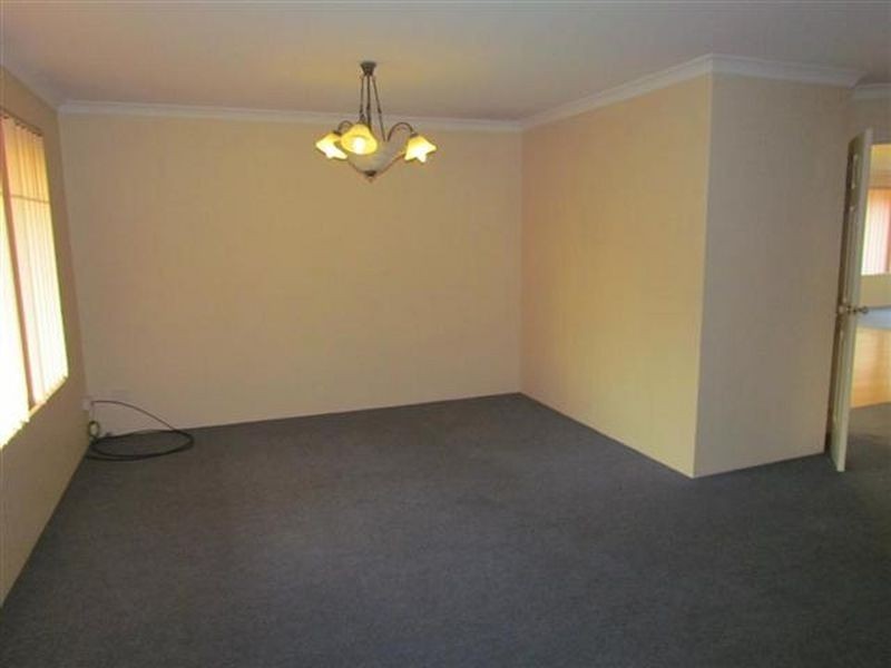 258 Fraser Road North, Canning Vale WA 6155