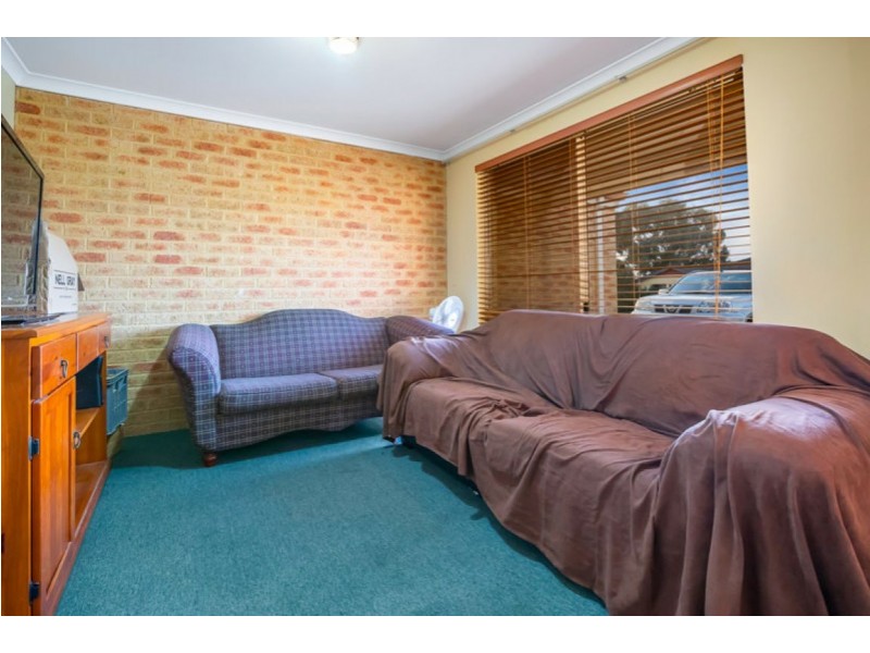 12 Marav Court, Success WA 6164