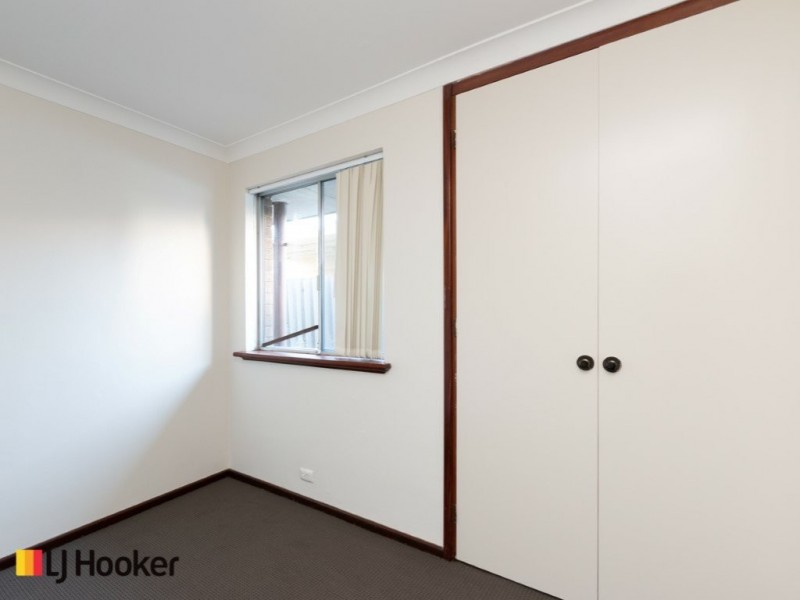 12 Periwinkle Way, Parkwood WA 6147