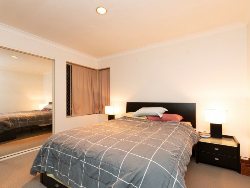 91 Elderberry Drive, South Lake WA 6164