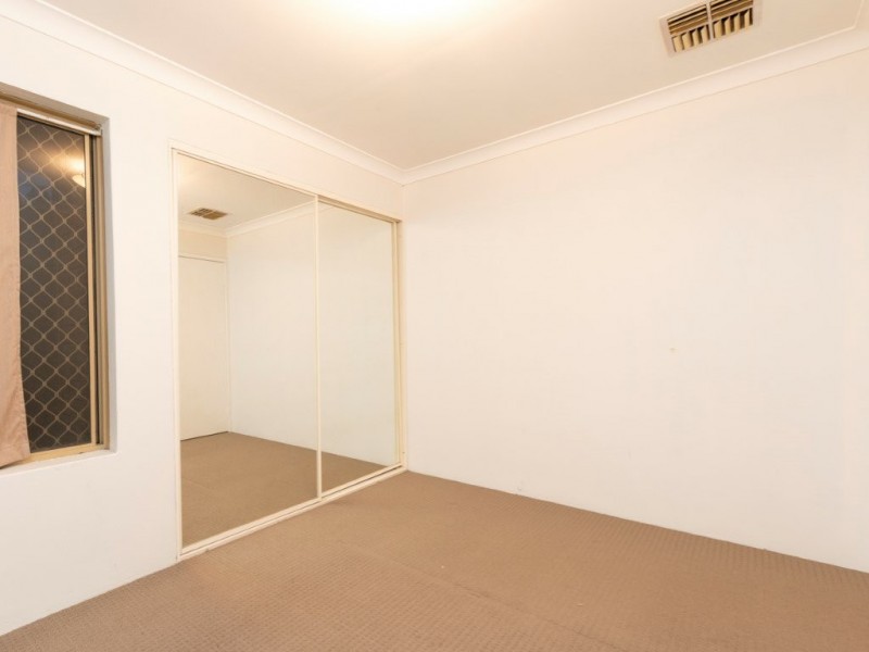 91 Elderberry Drive, South Lake WA 6164