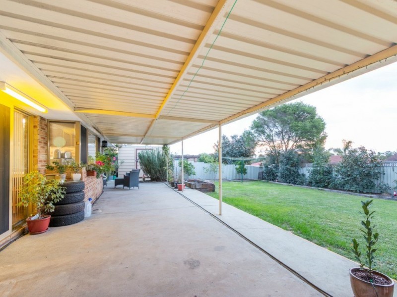 91 Elderberry Drive, South Lake WA 6164