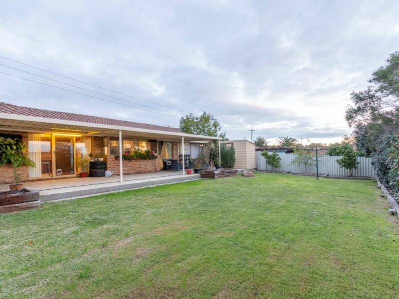 91 Elderberry Drive, South Lake WA 6164