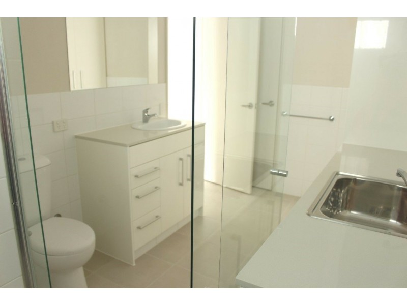 Unit 35/148 Wharf Street, Cannington WA 6107