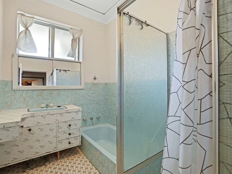 66 Tudor Avenue South, Riverton WA 6148