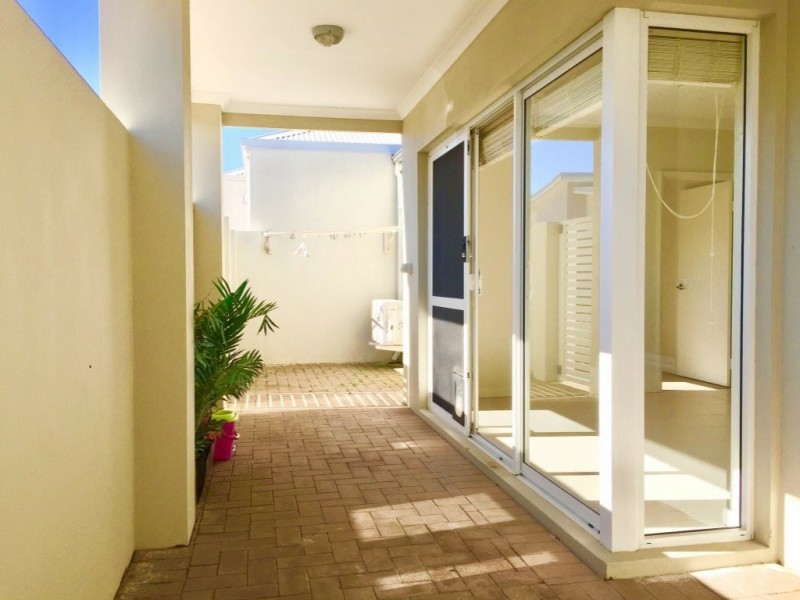 Villa 15/1 Lomax Court, Beeliar WA 6164
