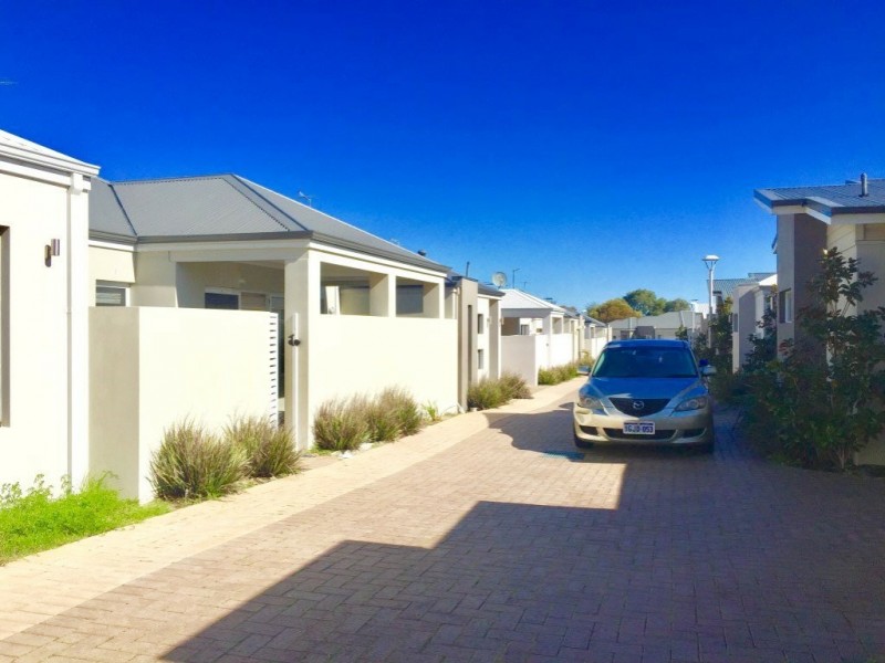 Villa 15/1 Lomax Court, Beeliar WA 6164
