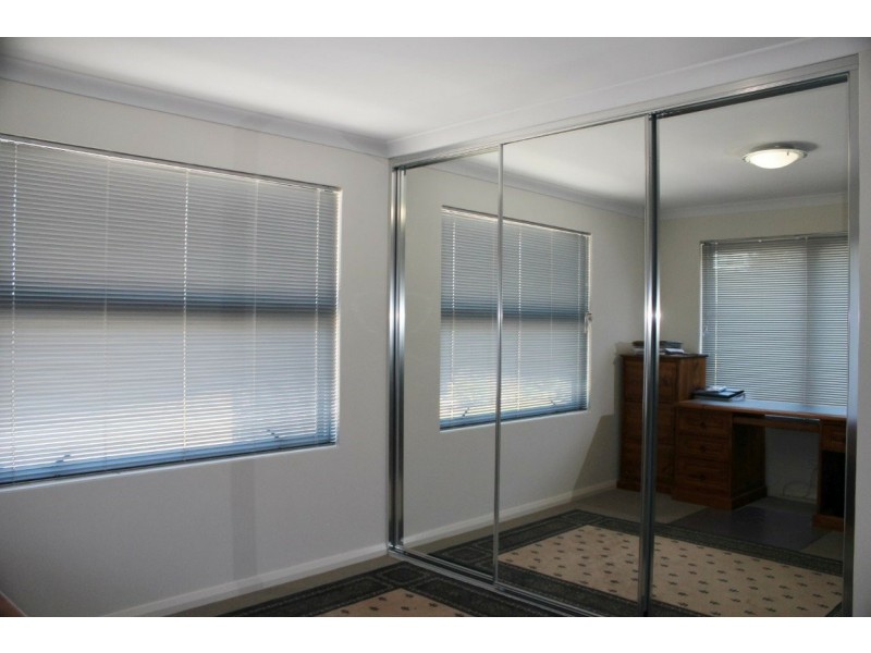 4/15 Suttor Drive, Success WA 6164