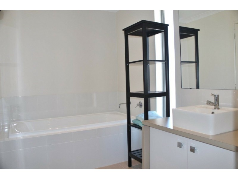 4/15 Suttor Drive, Success WA 6164