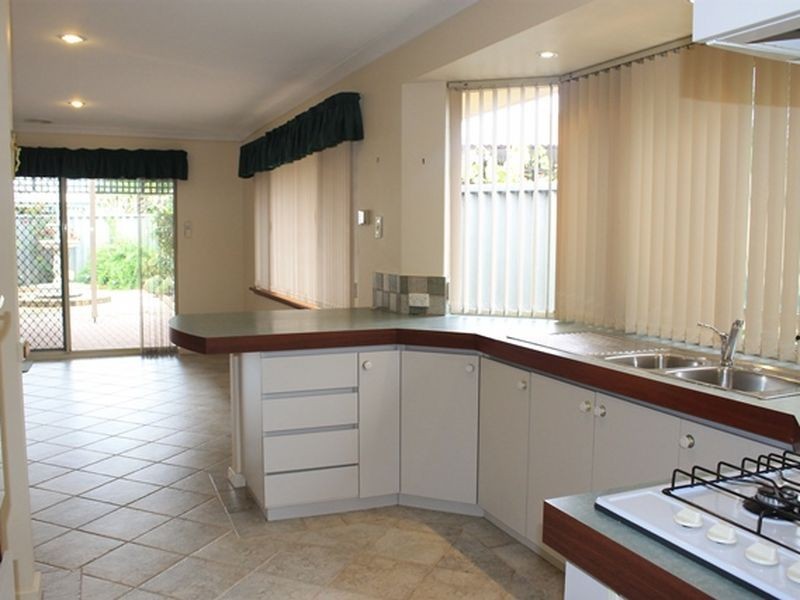 68B Towncentre Drive, Thornlie WA 6108