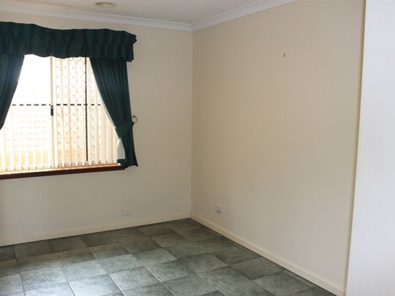68B Towncentre Drive, Thornlie WA 6108