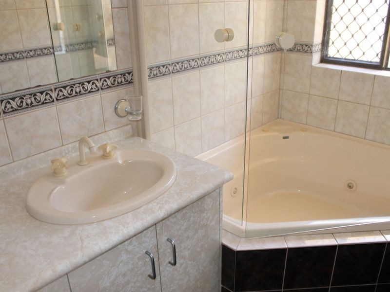 31 Marsengo Road, Bateman WA 6150