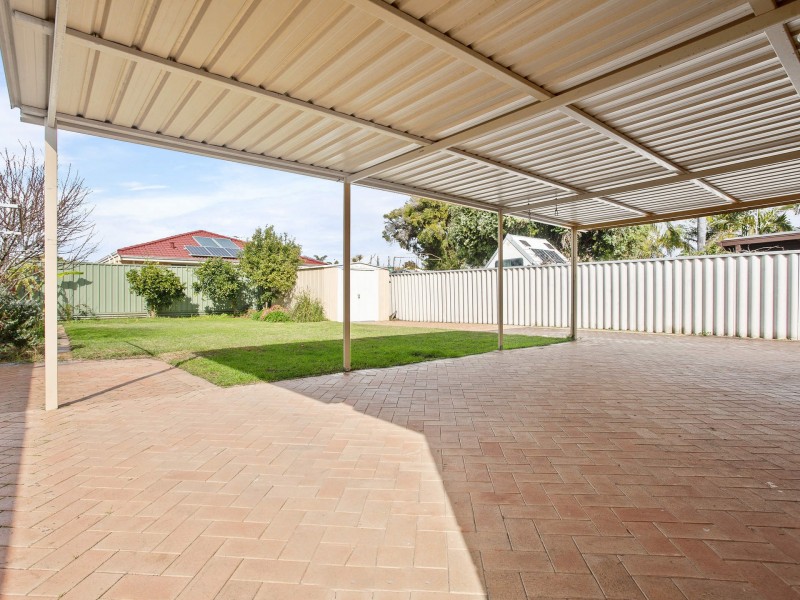 16a Labyrinth Way, South Lake WA 6164