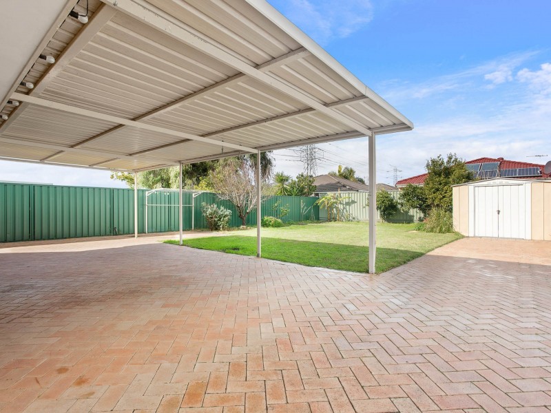 16a Labyrinth Way, South Lake WA 6164