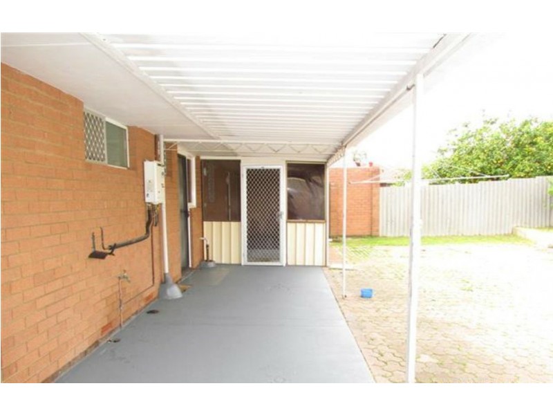 6B Kalangedy Drive, Riverton WA 6148