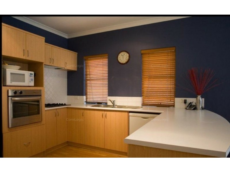 12a Peplar Avenue, Salter Point WA 6152