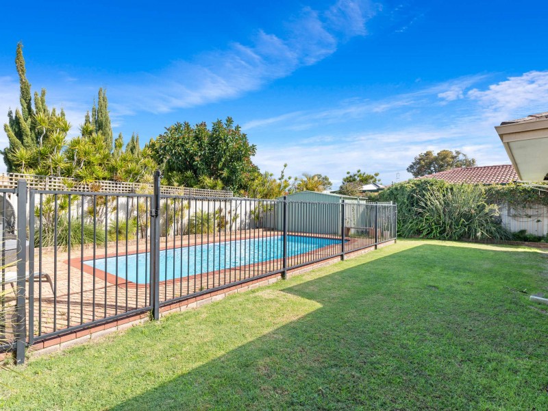 16 Keslake Way, Parkwood WA 6147