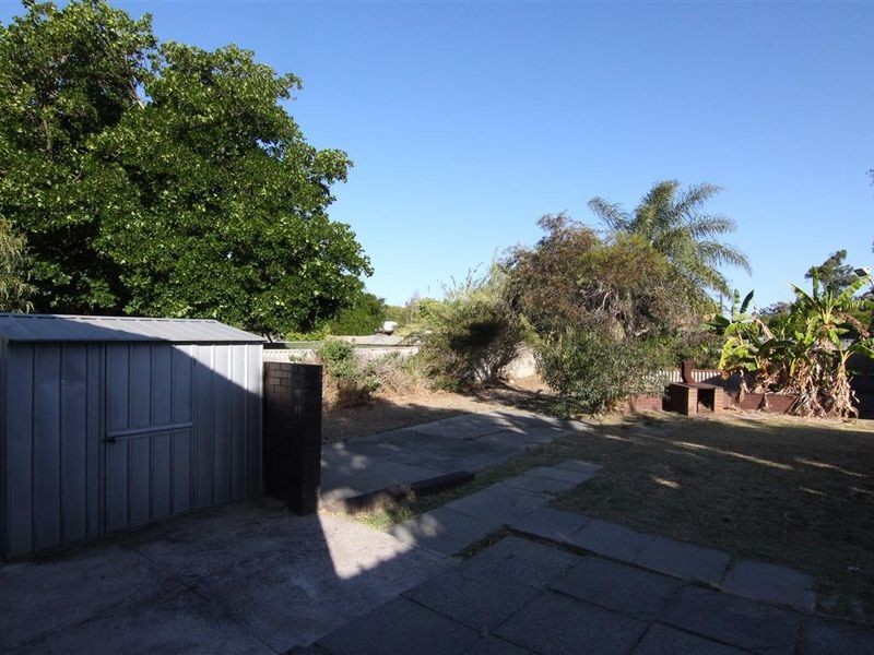 86 Lacey Street, Beckenham WA 6107