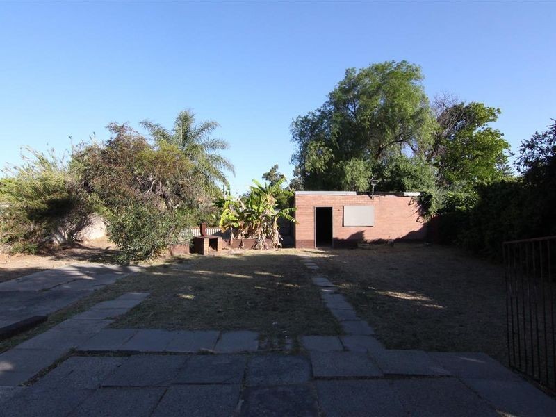 86 Lacey Street, Beckenham WA 6107