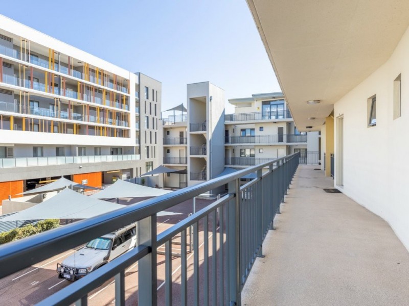 23/9 Linkage Avenue, Cockburn Central WA 6164