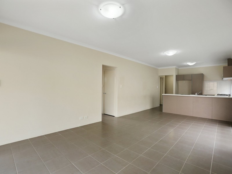 16 McLaren Avenue, Beeliar WA 6164