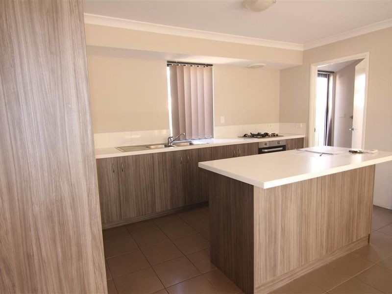 16 Bunratty Link, Canning Vale WA 6155