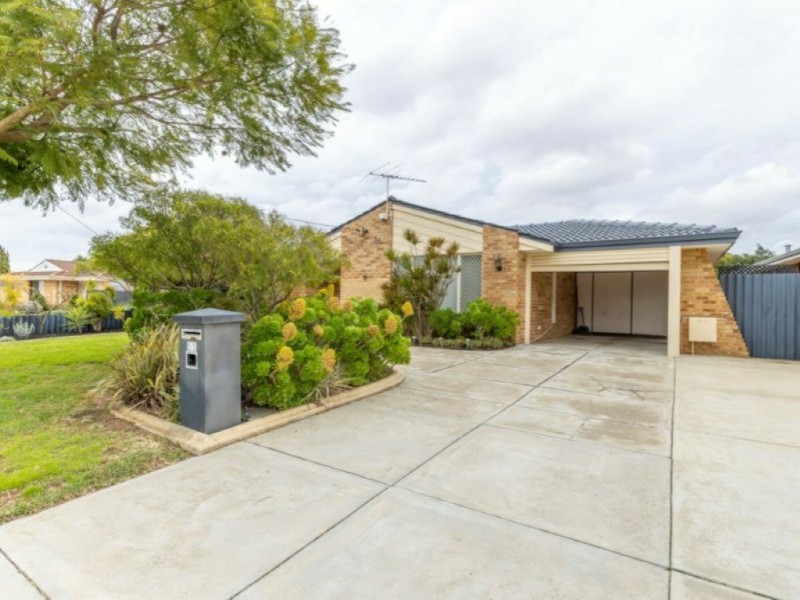 11 Keslake Way, Parkwood WA 6147