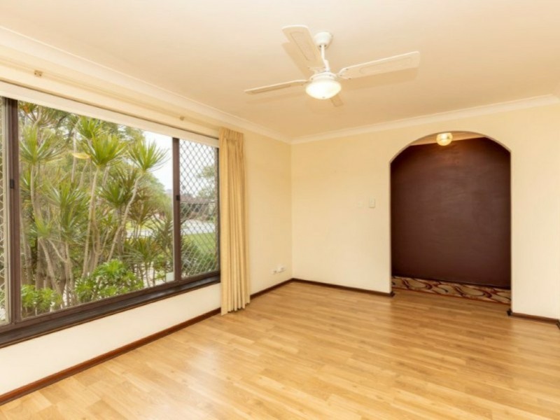 11 Keslake Way, Parkwood WA 6147