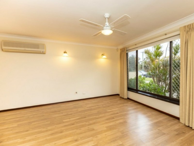 11 Keslake Way, Parkwood WA 6147