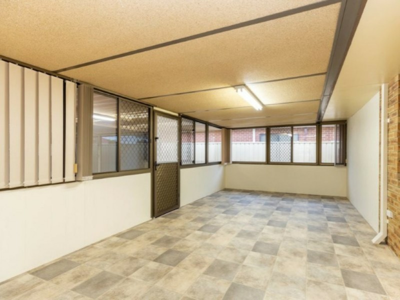 11 Keslake Way, Parkwood WA 6147